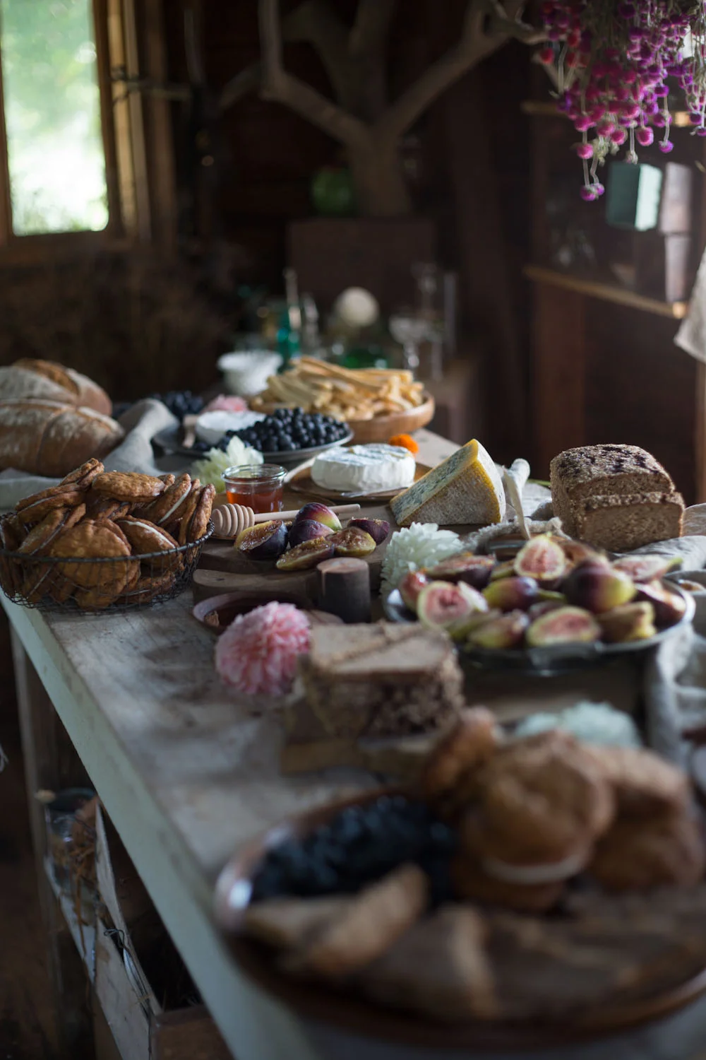 kinfolk_honey_gathering-5908.jpg