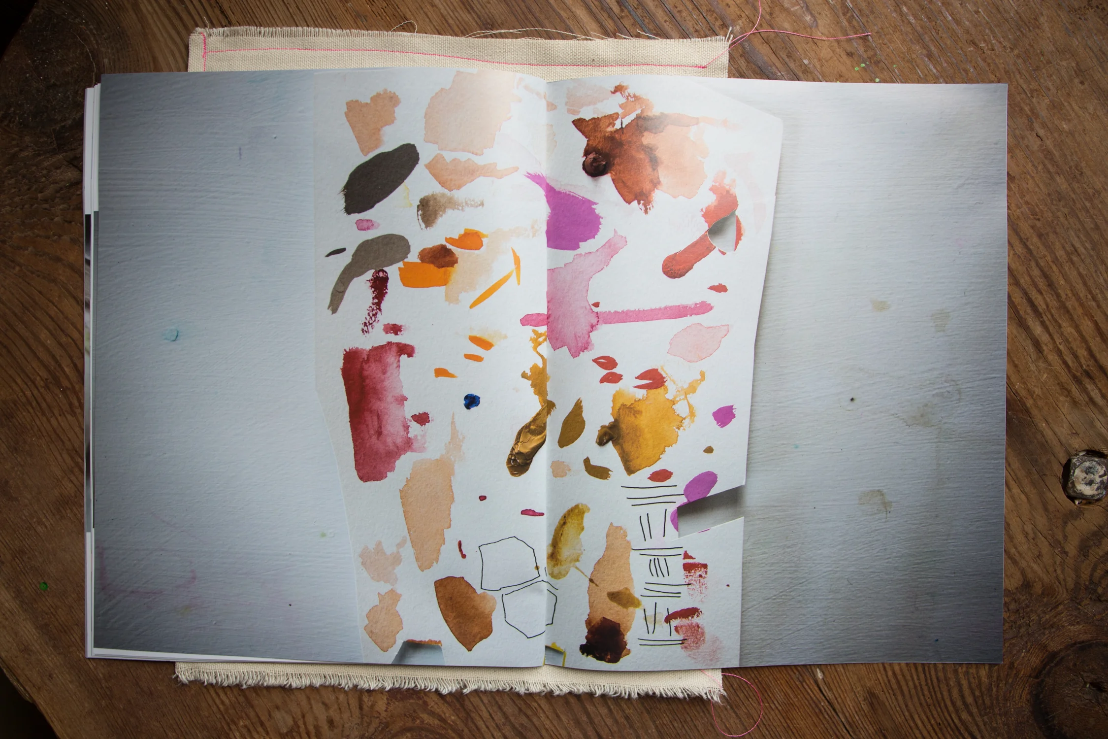 colorset3_volume two_spreads-201506292097.jpg