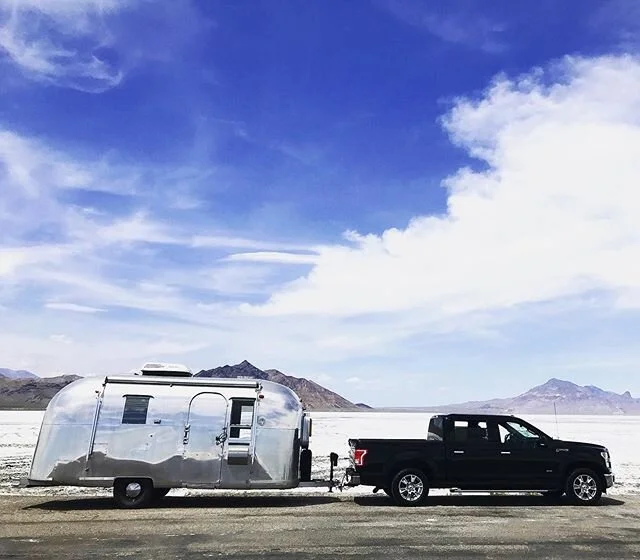 Where do you want to see these two beauties show up to next? What brand do you want to see the airstream wrapped in? &bull;
#theoriginalphotobus  #thephotobus #thephotobuskc #thephotobuscompany  #photobooth #vintagephotobooth #mobilephotobooth #theph