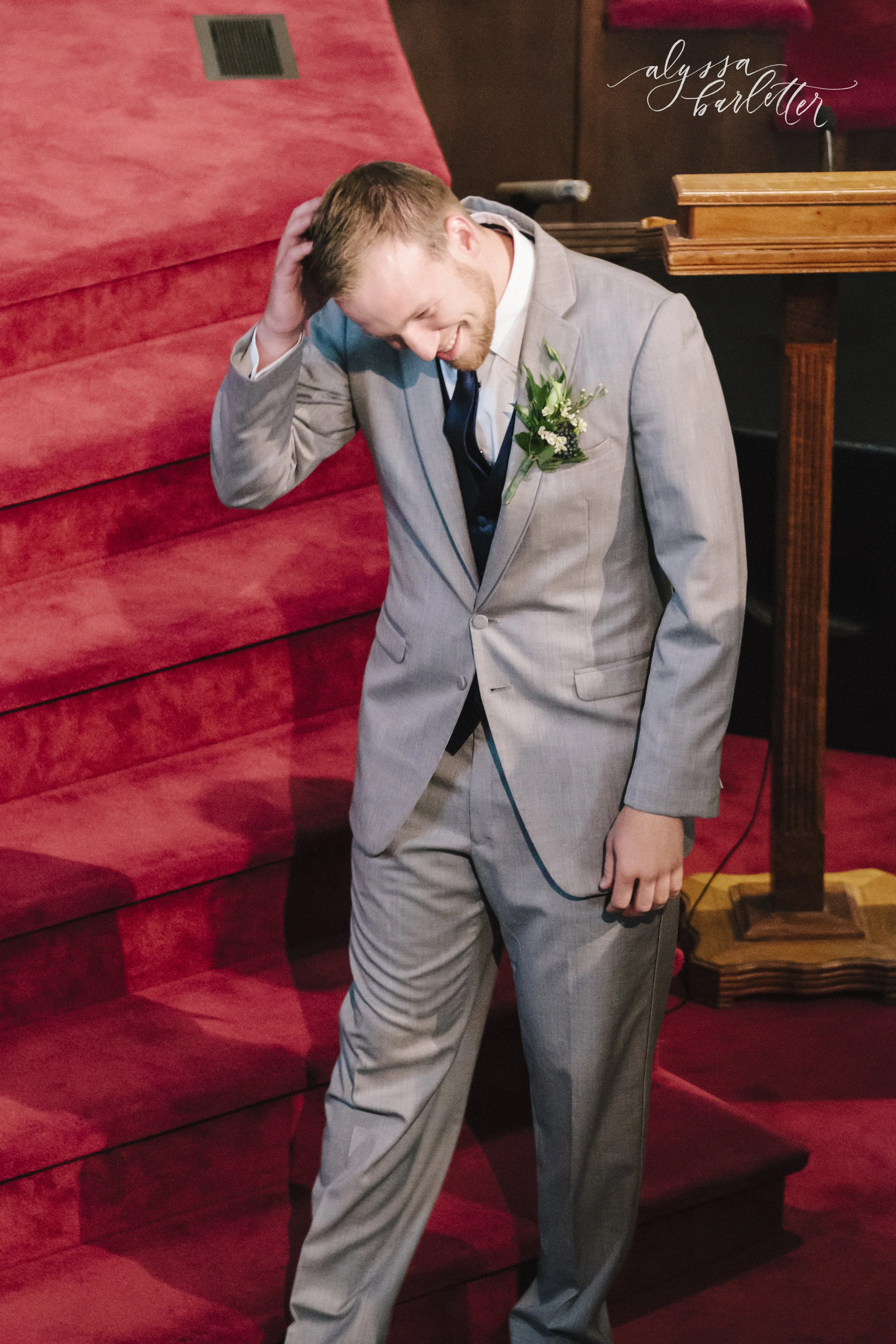 kansas city wedding photographer redeemer church midtown ceremony