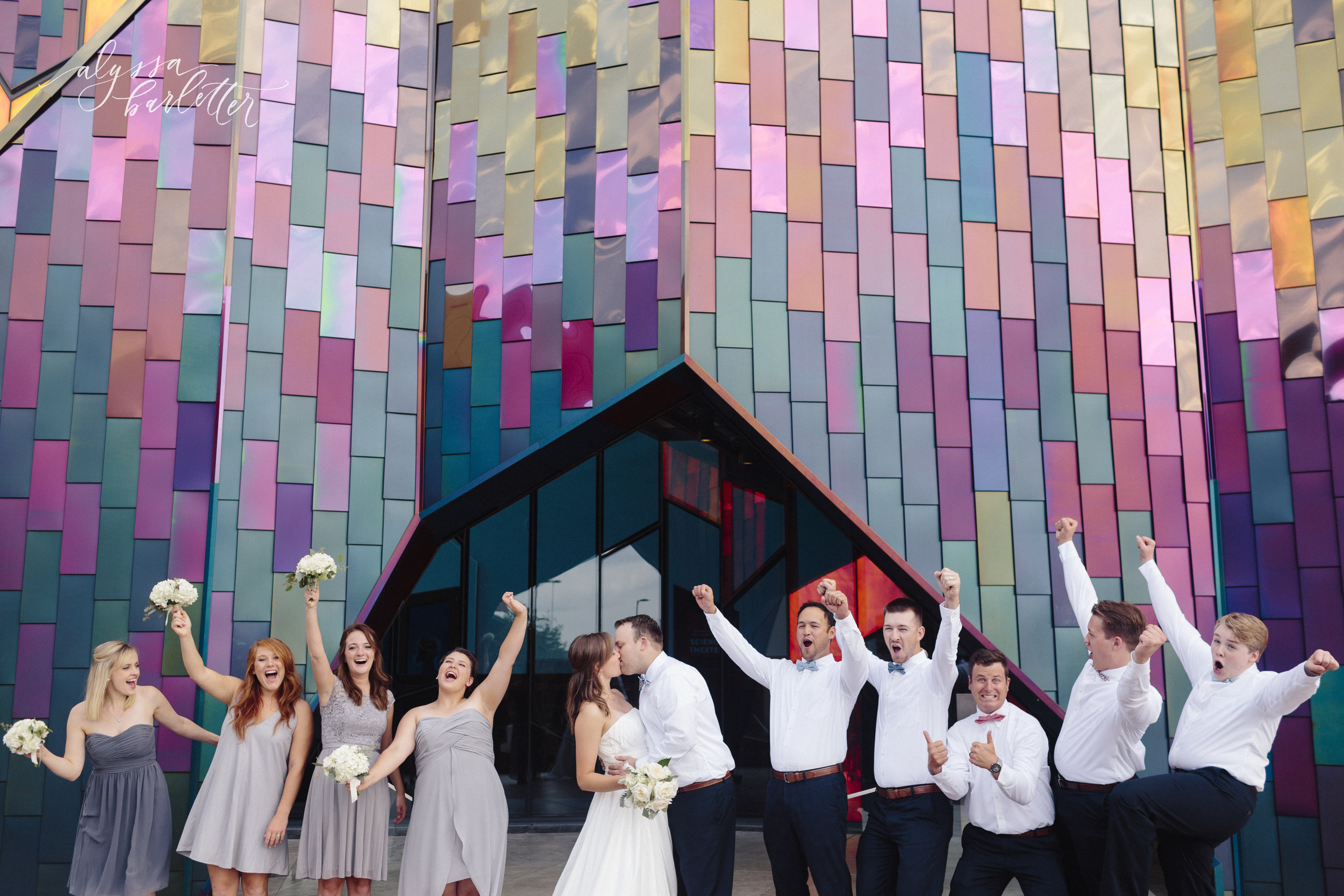 kansas city missouri wedding photographer prairiefire museum kansas bridal party bride groom