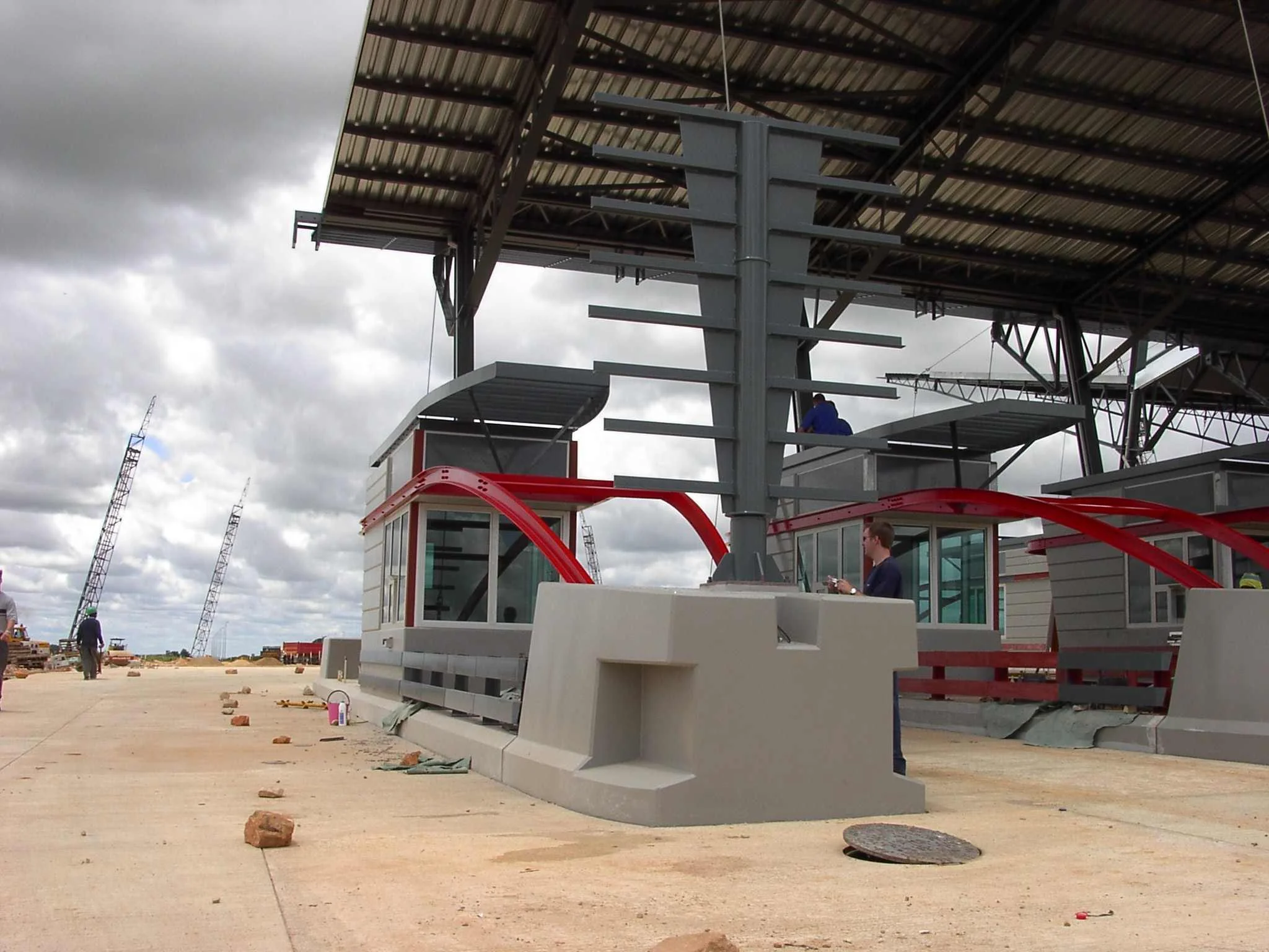TOLL PLAZAS & HIGHWAY STRUCTURES — P DESIGN cc