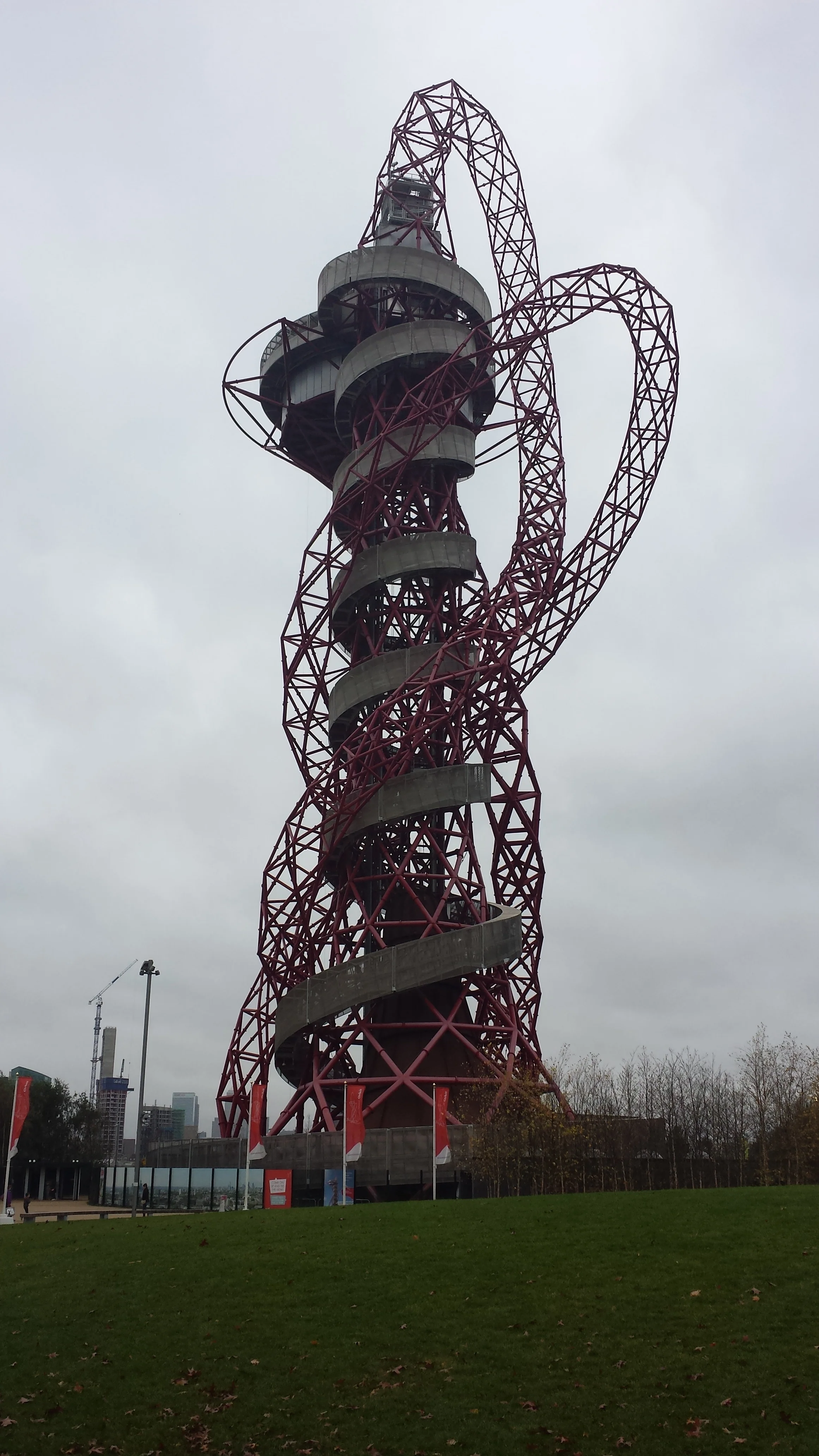 Plus you have this thing to look at and inspire you, which is slightly better than the moving blood sponge piece that the artist did.