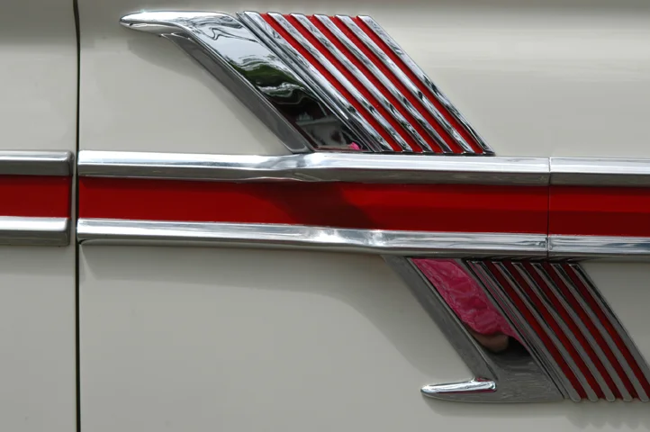 CAR1944.jpg