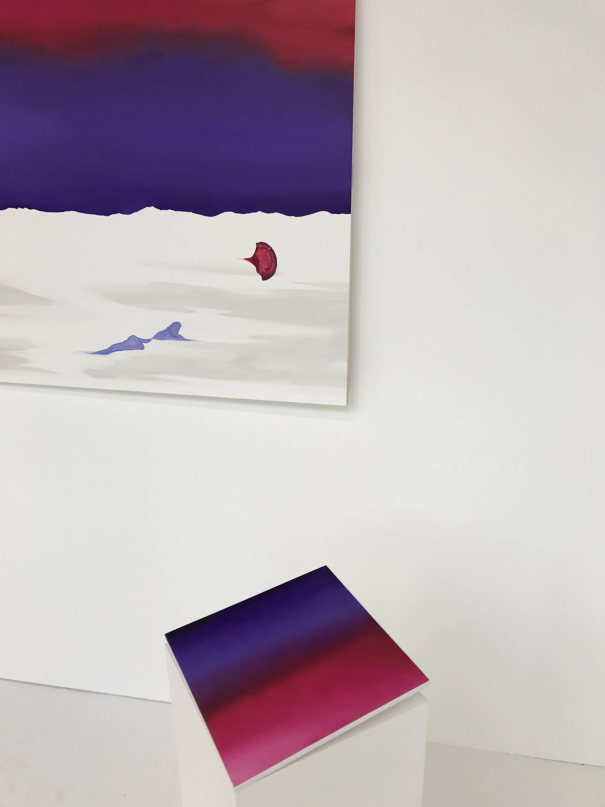 Large Adeu & Pink Light (on plinth)