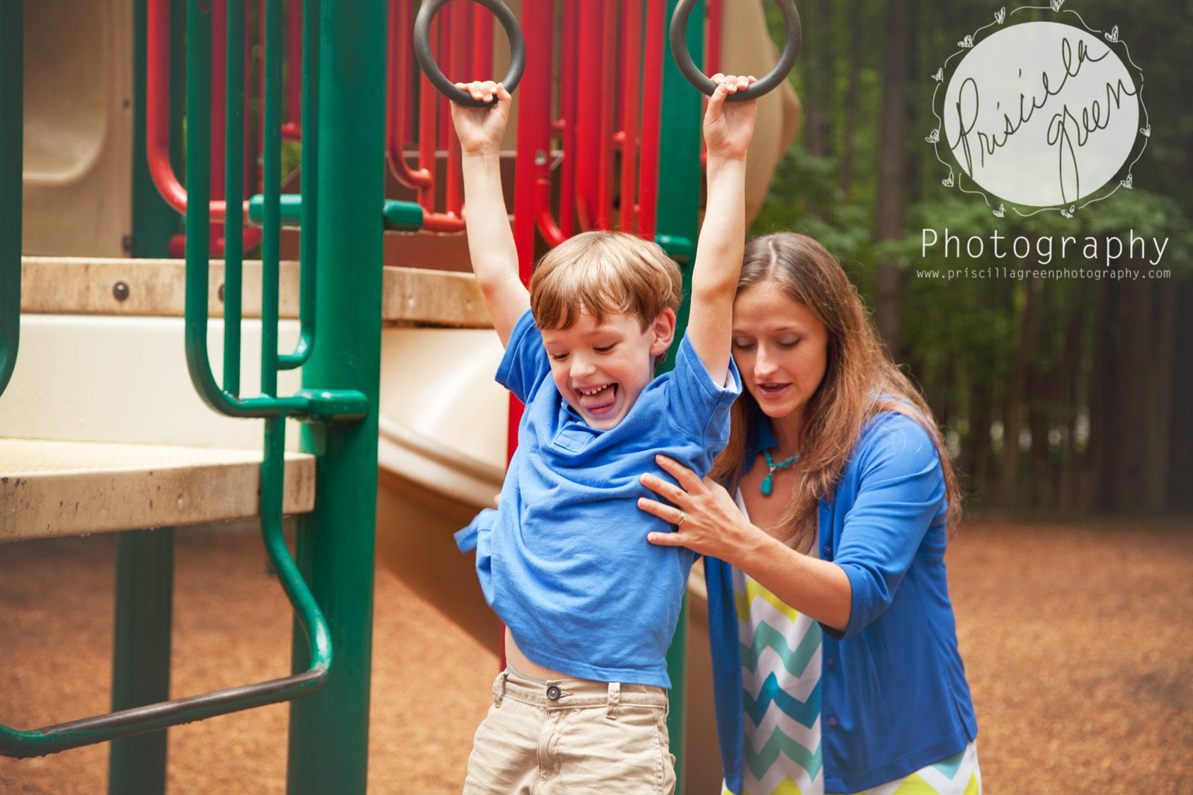 Charlotte, NC Family Portrait Photography :: Lake Norman :: Davis Family Portrait