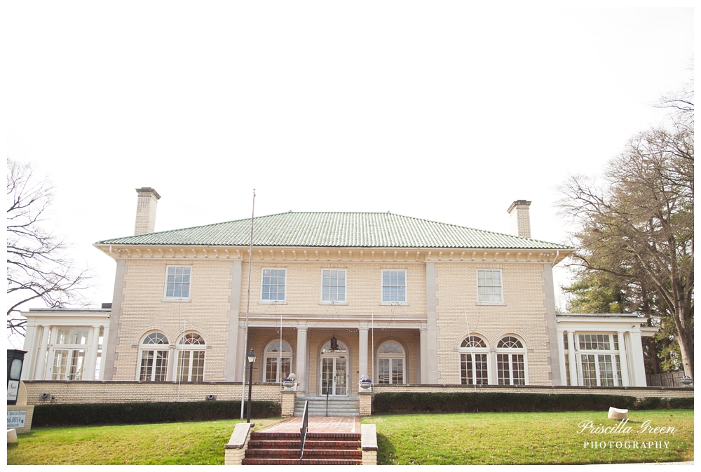  Front of the Mansion 