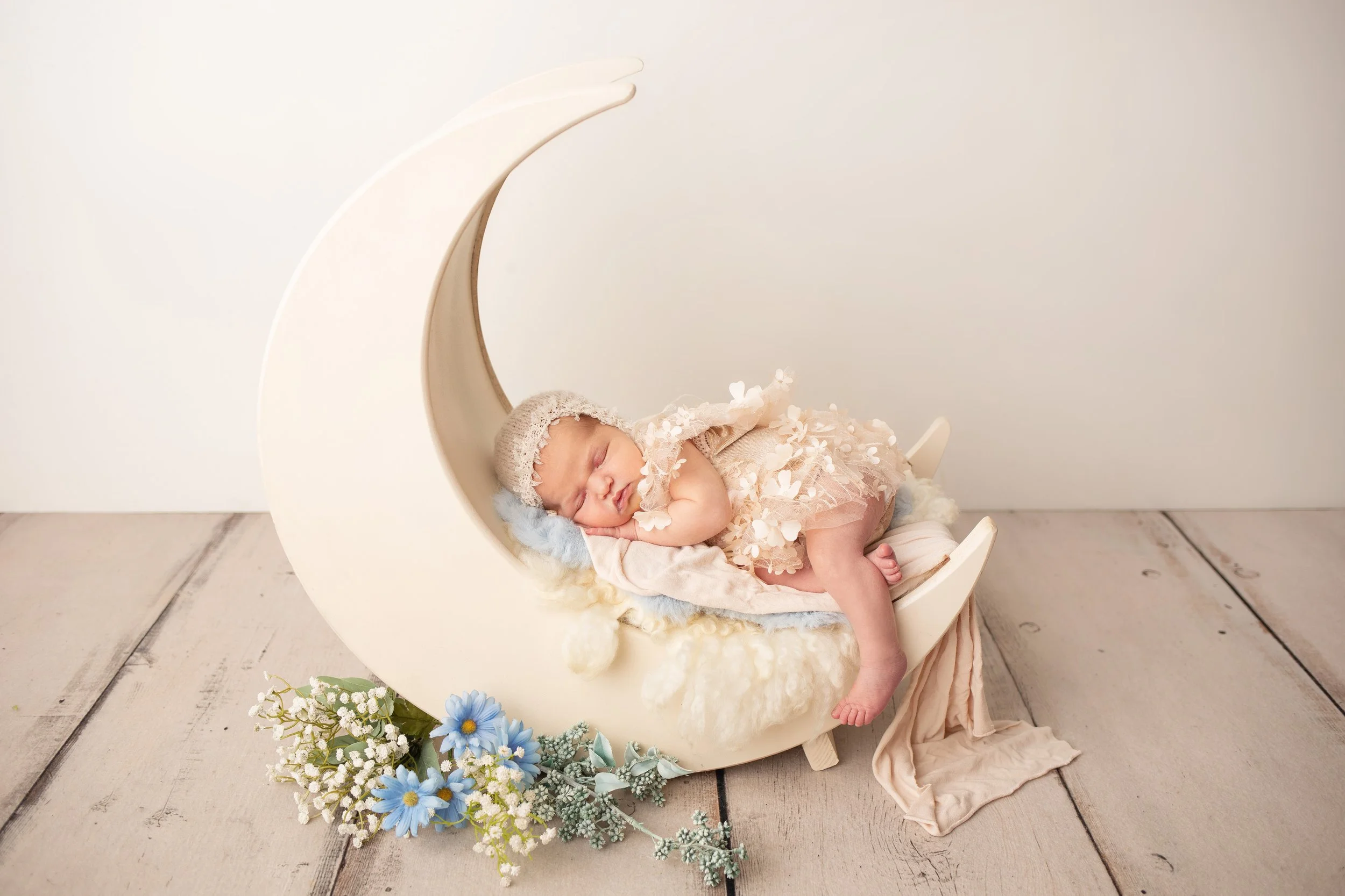 Charlotte Newborn photography - Clt newborn photography - Baby photographer - North Carolina Baby Newborn photography - Family and Newborn photography