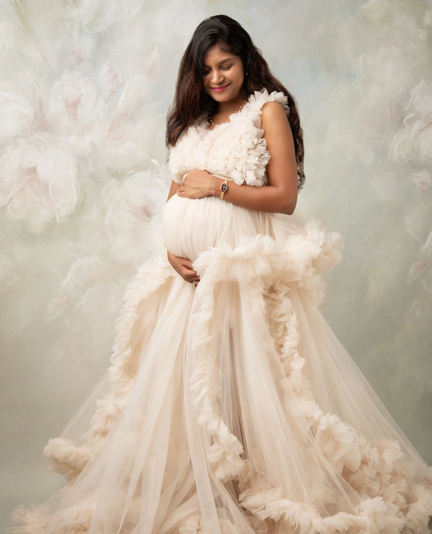 Look and feel ethereal. This time is one you'll always want to remember.⁠
⁠
⁠
#priscillagreenphotography #clt #cltphotographer #momtobe
