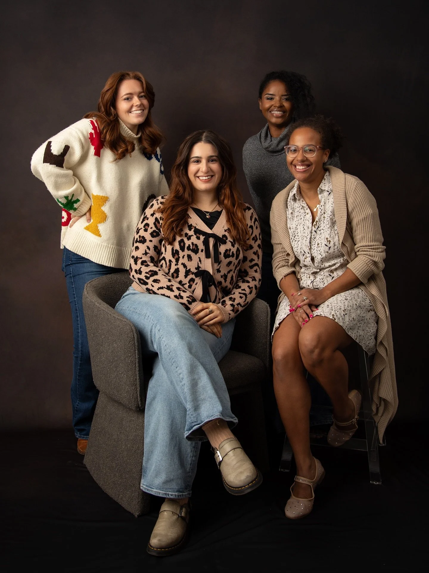 Happy Thanksgiving from the team at Priscilla Green Photography!🦃🧡🍂

Since 2013, we've been so grateful to capture the memories of so many families, and even more grateful that you trusted US with your most precious moments. To all the families wh