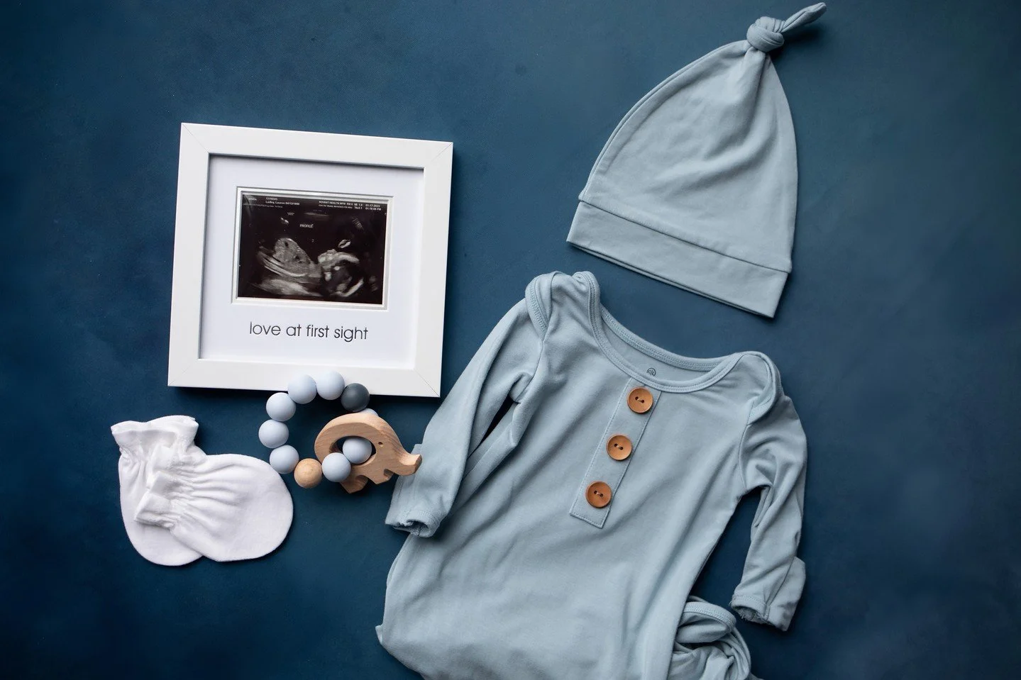 Bring all the props and details that you want to include in your Newborn session! Got some sonogram pictures, baby clothes or even a monogramed blanket, we can make anything work. ⁠
⁠
The sillier, personal, or emotional the better 🩵🍼