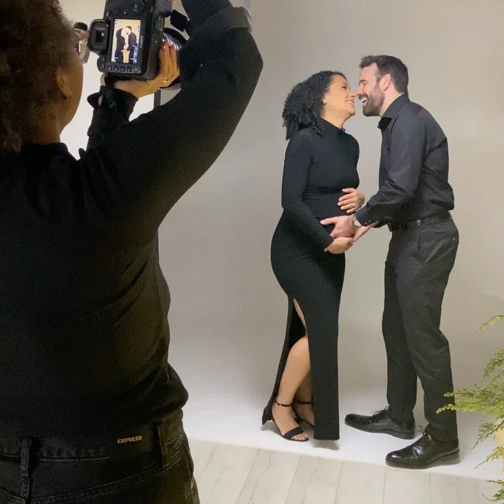 It&rsquo;s easy! Book with us for a memorable personalized experience ❤️🌿

Upcoming availability next week

Studio located in Charlotte, NC 
1609 Sardis rd, N

Specializing in Maternity&bull;Newborns&bull;baby milestones&bull; 1 year cakesmash&bull;