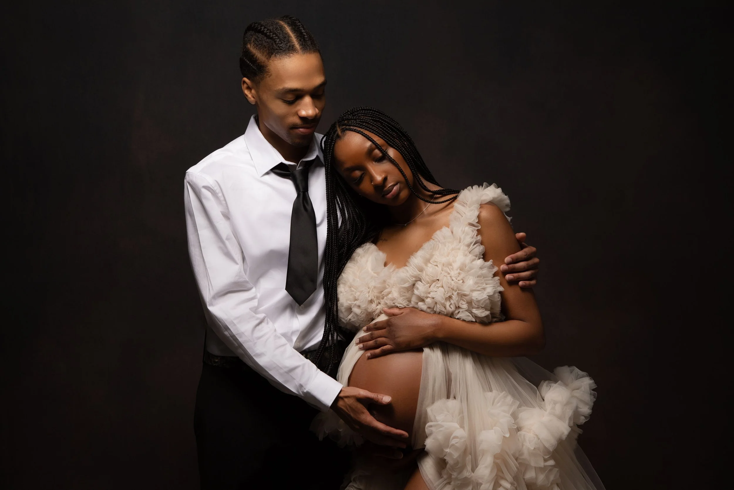 13Studio_maternityphotography_charlottenc.jpg