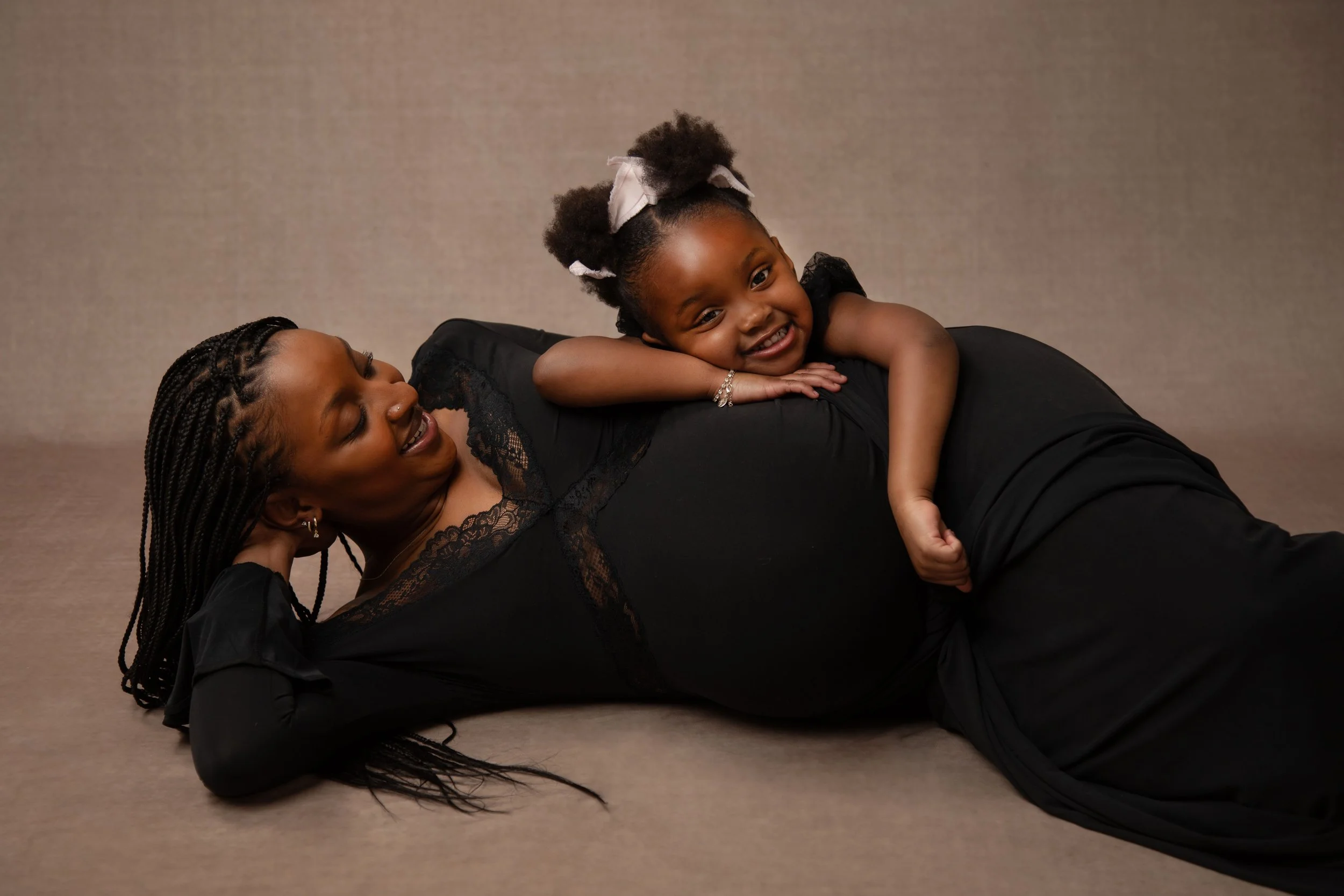 2Studio_maternityphotography_charlottenc.jpg