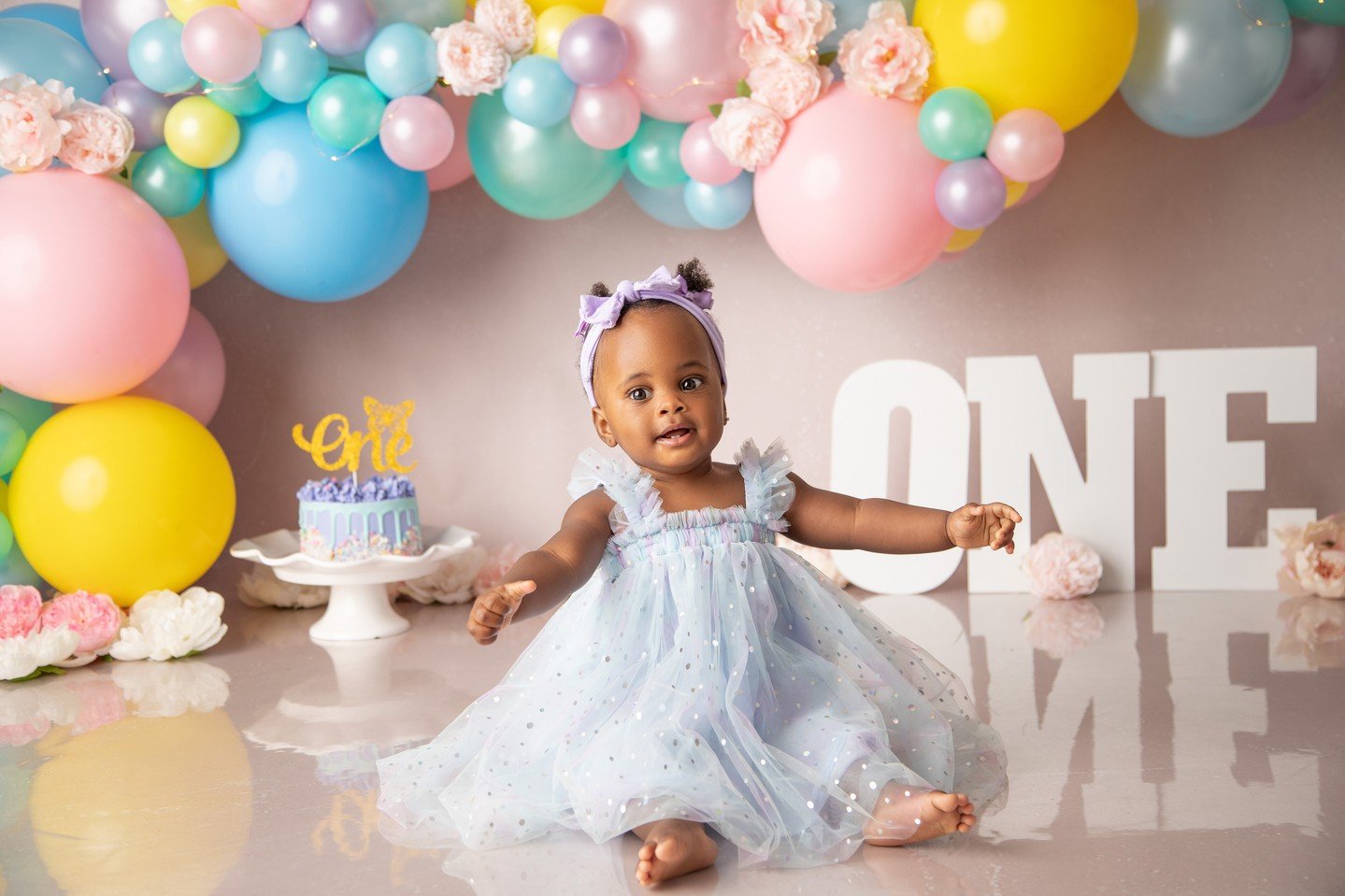 Birthday fun!⁠
Custom set balloon arch.⁠
⁠
⁠
Link in bio⁠
⁠
Photography Studio⁠
1609 Sardis rd. N⁠
Charlotte NC 28105⁠
⁠
Services provided: ⁠
Maternity &bull;newborn&bull;1 year &bull; family &bull; portraits &bull; headshots