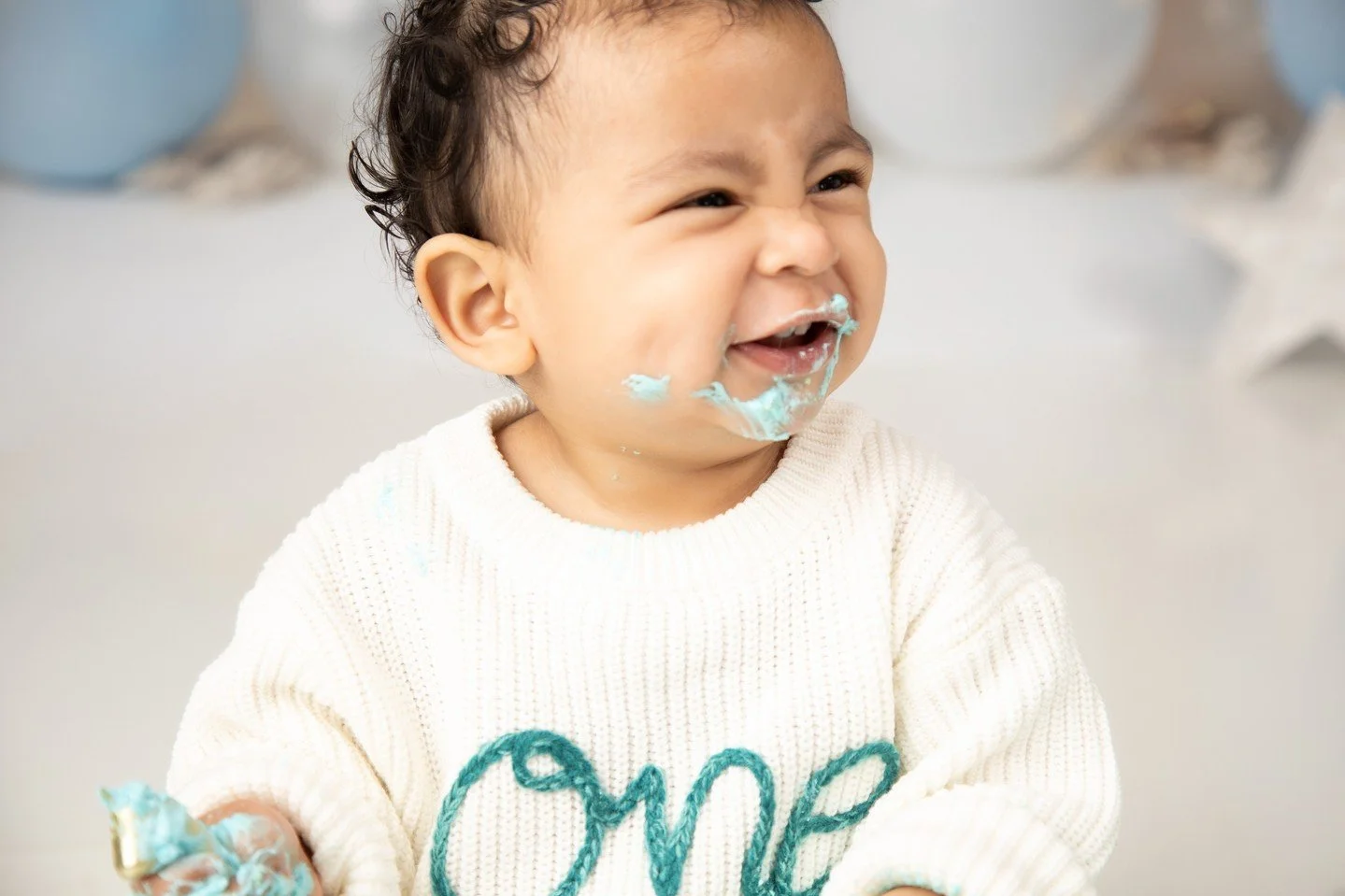 Yum Yum Yum, munch munch munch: This little guy could not be happier to dig into his birthday cake! 🎂⁠
⁠
We have a great vendor that makes delicious sugar-free and dairy-free cakes, so you won't have to worry about a sugar rush! Book your Baby's One
