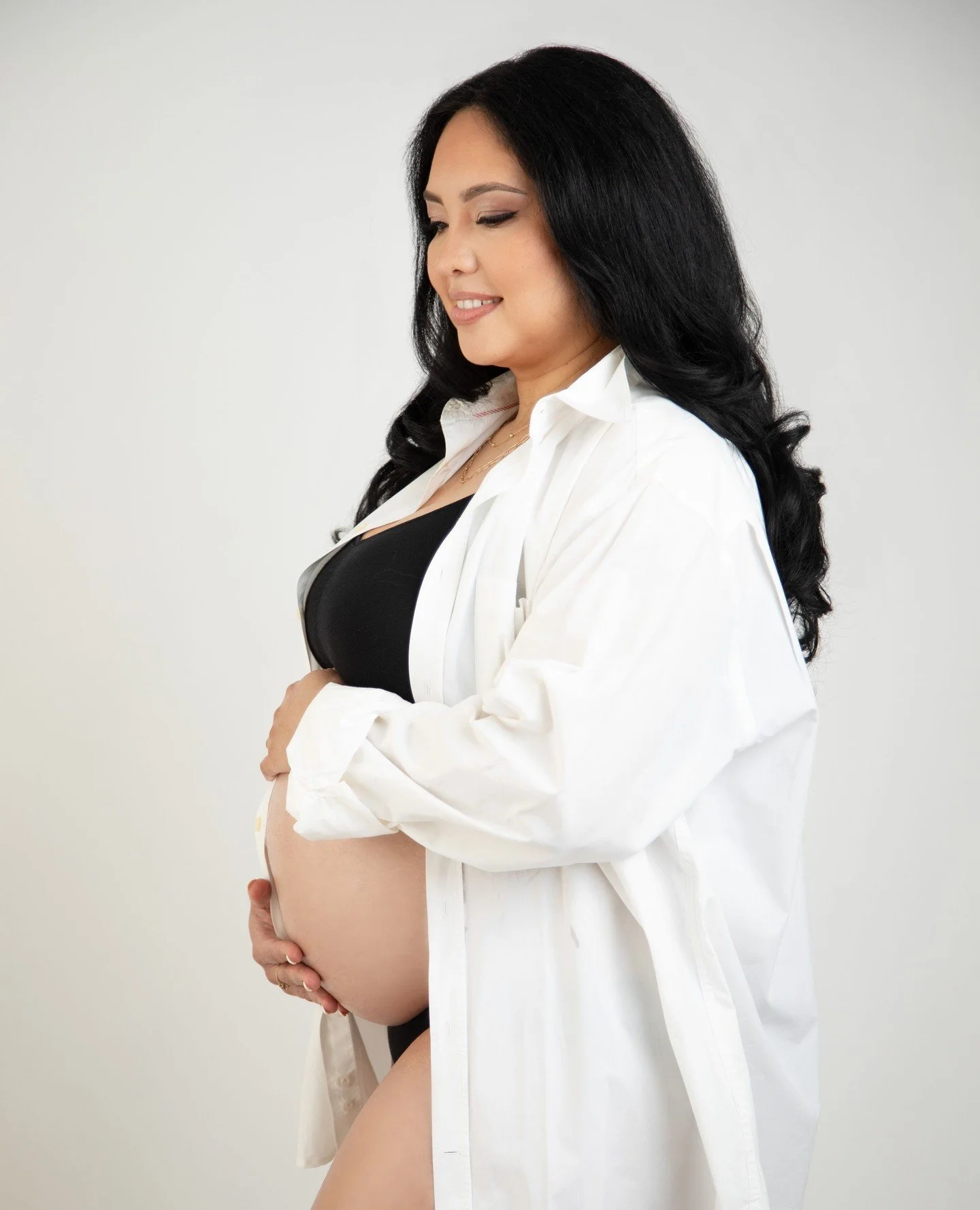 From maternity to family sessions&mdash;simple, honest moments that are worth remembering.⁠
⁠
Link in bio to book your Maternity session ❤️⁠
⁠
Photography Studio⁠
1609 Sardis rd. N⁠
Charlotte NC 28105⁠
⁠
Services provided: ⁠
Maternity &bull;newborn&b
