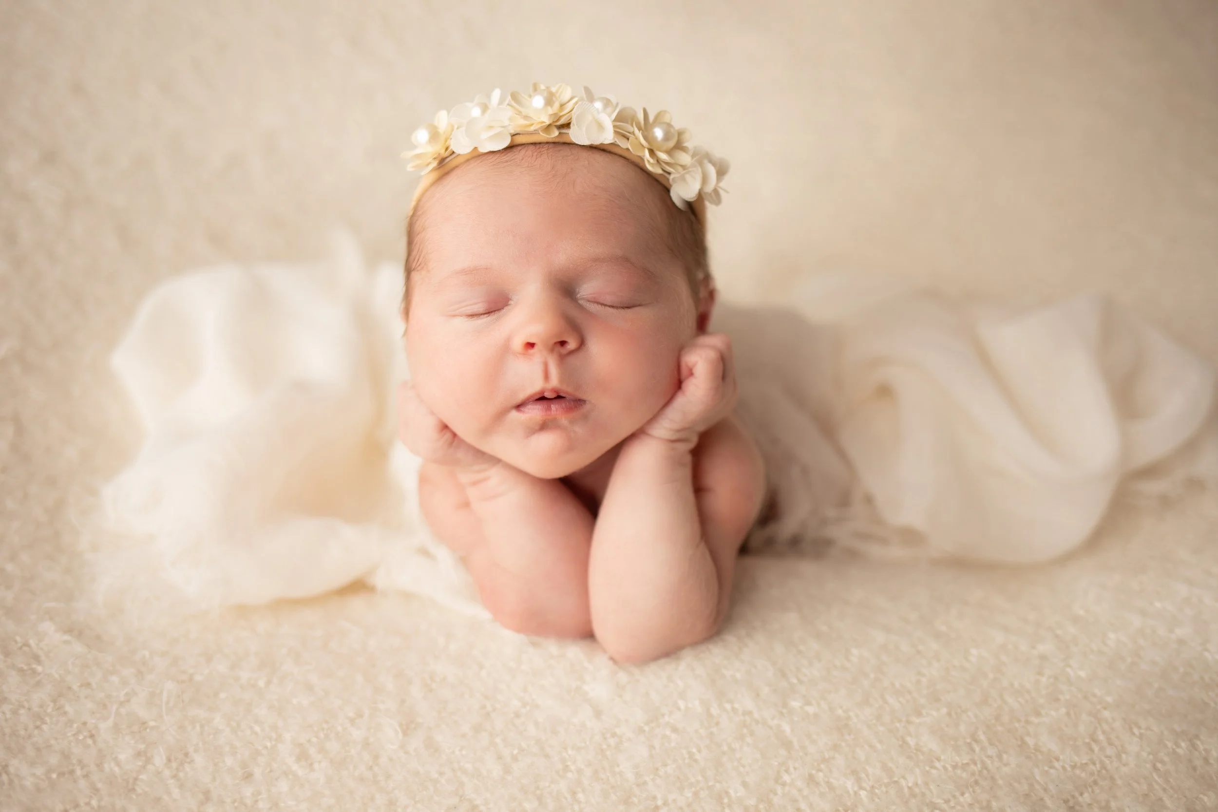 Charlotte Newborn photography - Clt newborn photography - Baby photographer - North Carolina Baby Newborn photography - Family and Newborn photography