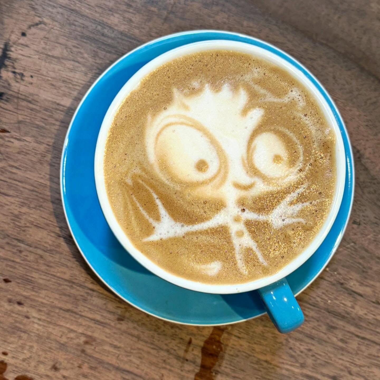 If I&rsquo;m not making art, I&rsquo;m not making sense. #goodmorning #latteart #coffee #espresso #zzzwalking