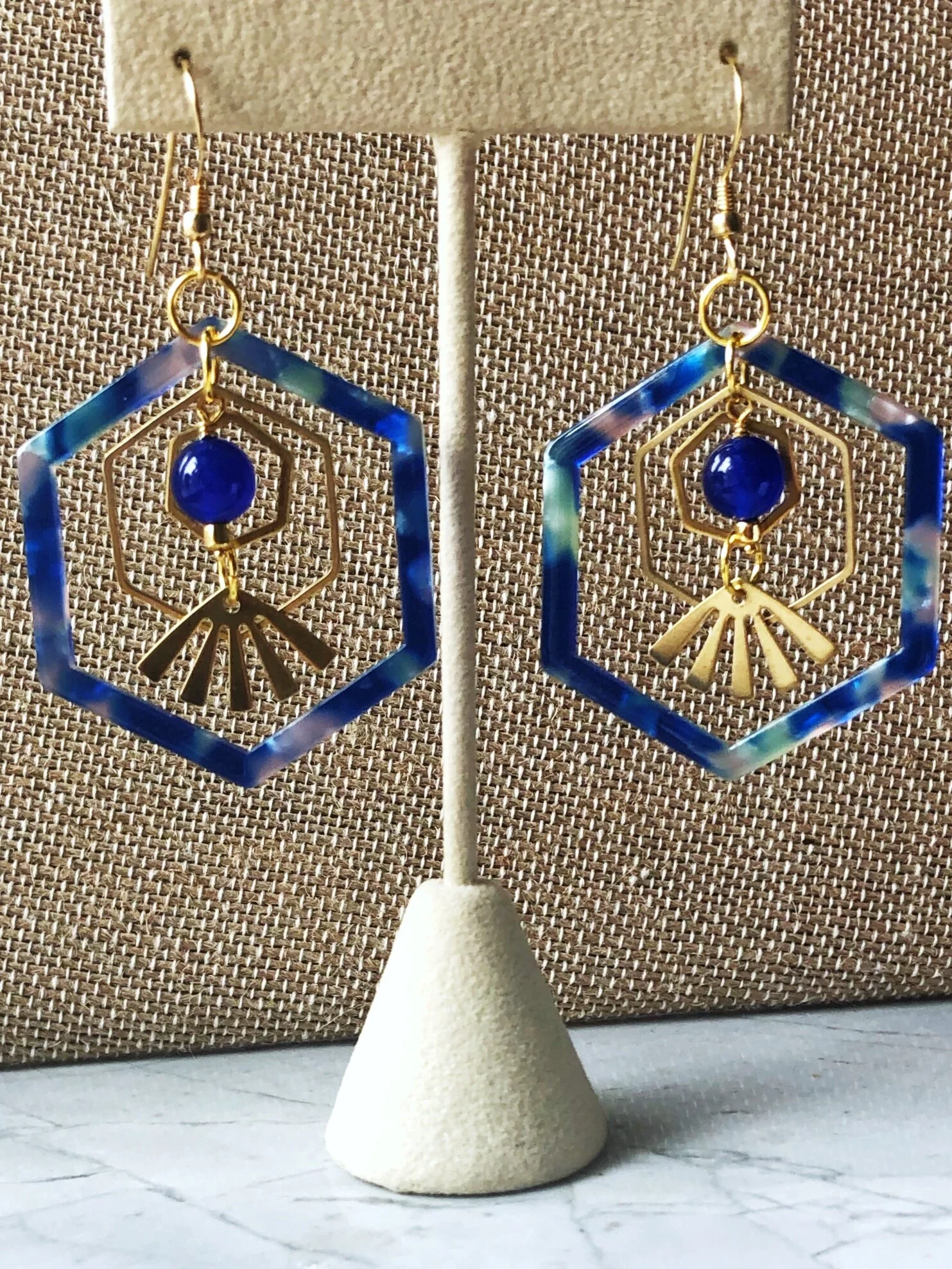 0EE2A536-4AC8-4006-815A-245F436DBE94