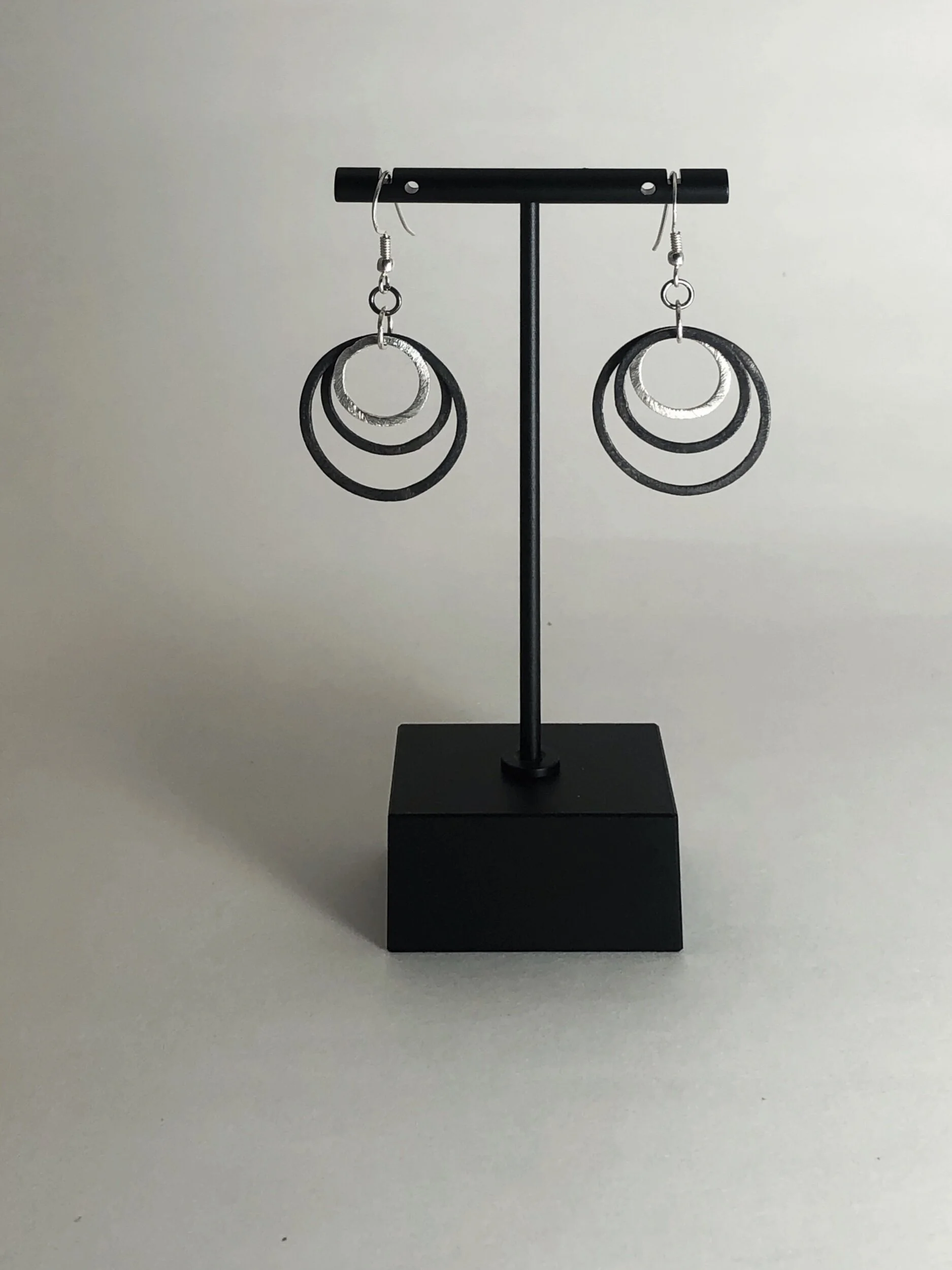 41AFF8DB-8293-4453-A6AC-528DE3AA3B84