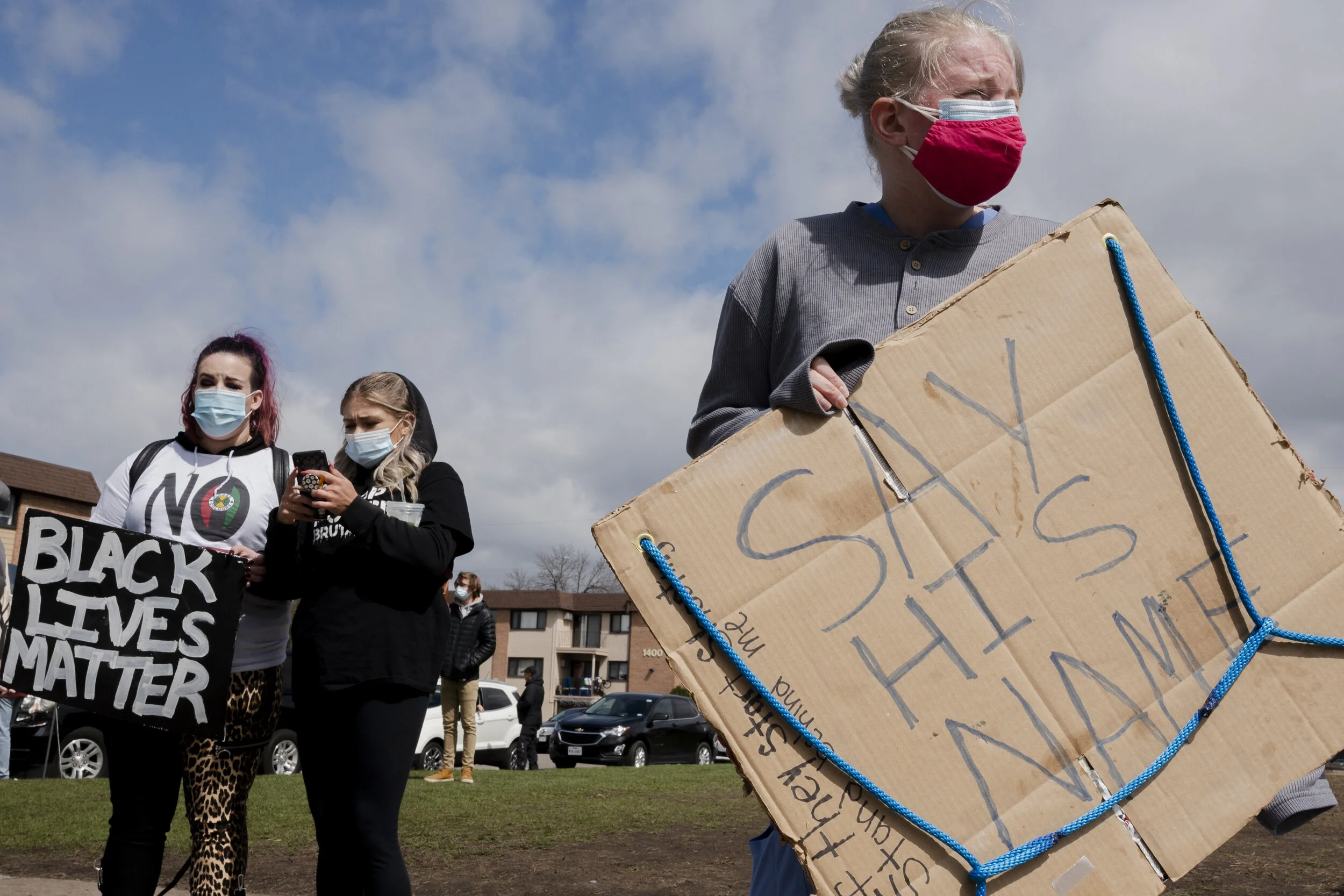  Protestors gather in Brooklyn Center, MN to pay their respects and oppose the unlawful death of Daunte Wright. 