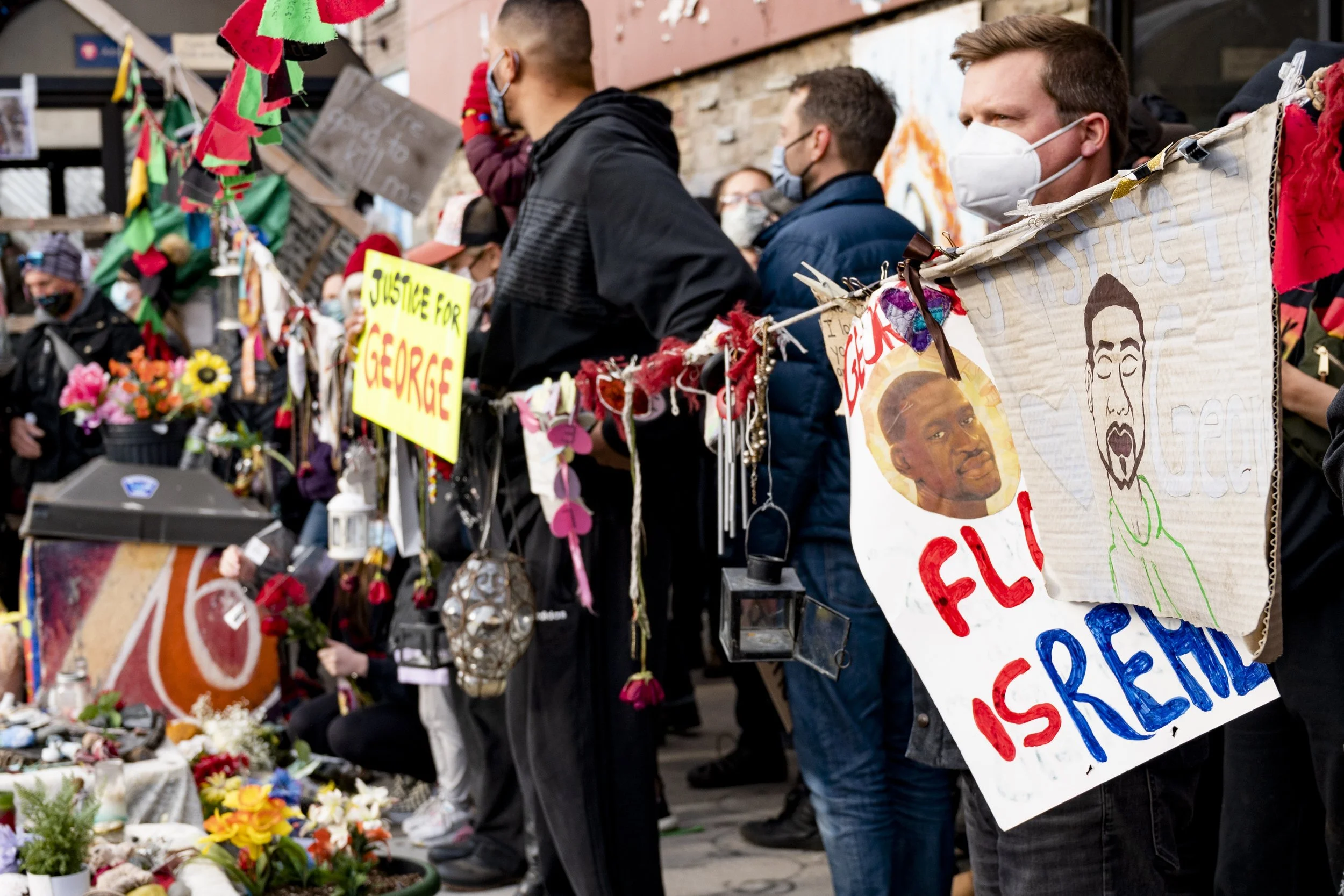  Emotions run high on the day of the Derck Chauvin trial verdict day. 