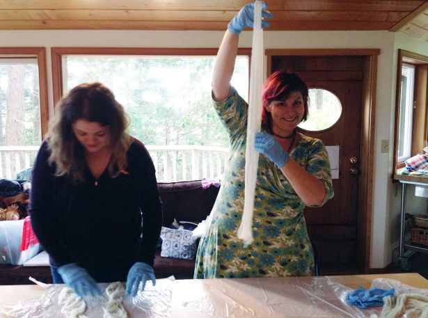 Christina and Karen dye yarn.