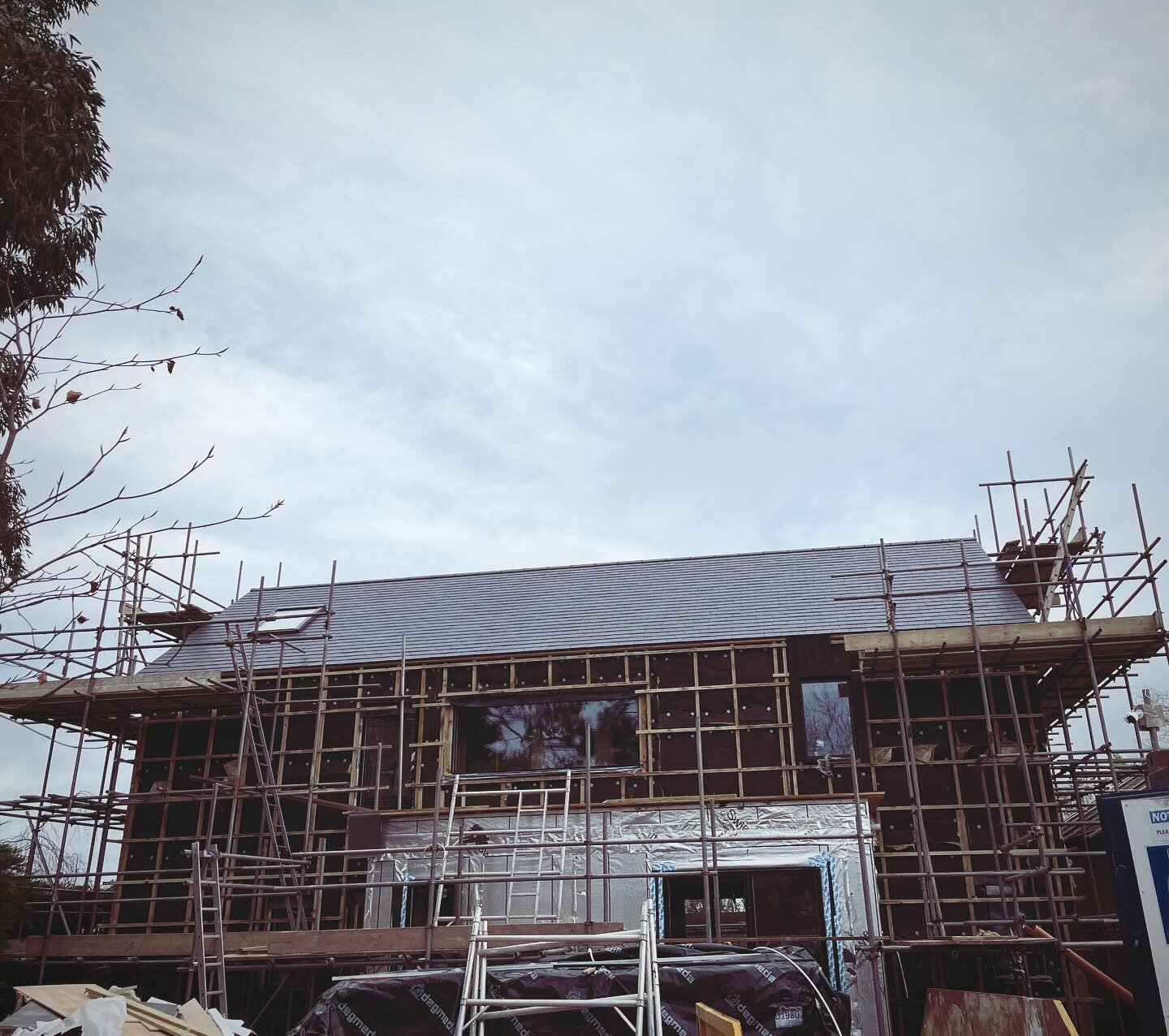 Rainy day site visit to our new build eco home in Longframlington. The smoke test results have been super&hellip; looking good for a great airtightness result! Site are busy beavering away inside, out of the rain and freezing cold. Nice work @truenor