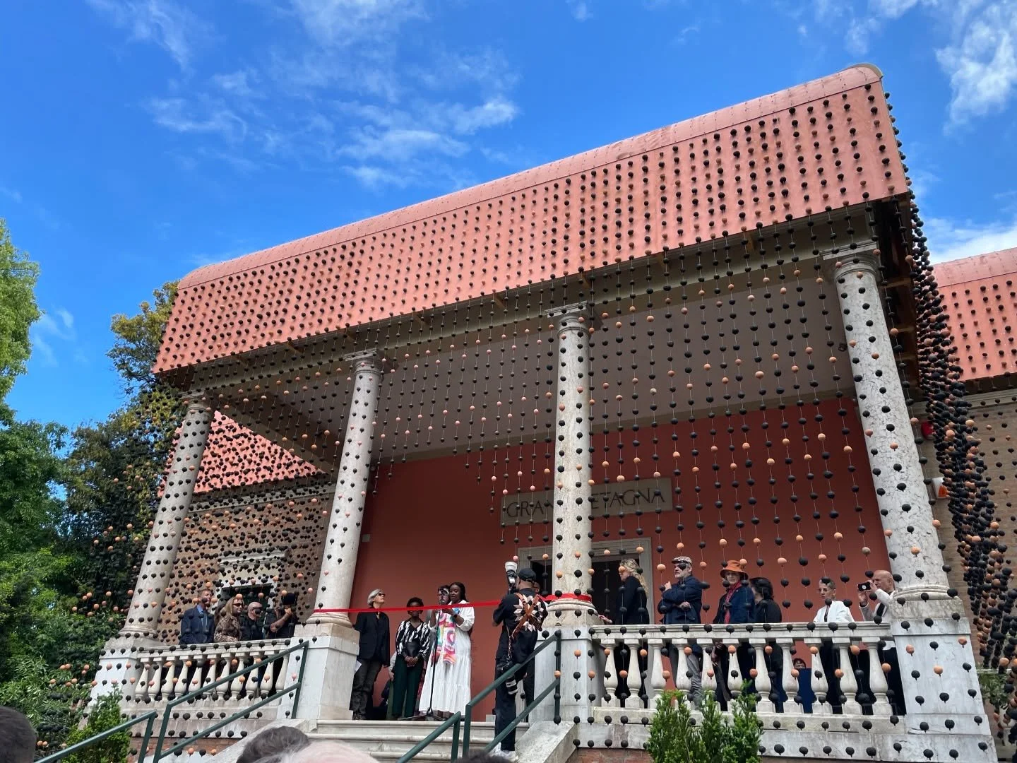 Grace has loved being part of the selection committee for the British pavilion  at the 19th Venice Biennale.
A huge thanks to @britishcouncil for the invitation to be part of something so demonstrably collaborative, encouraging reflection on how toge