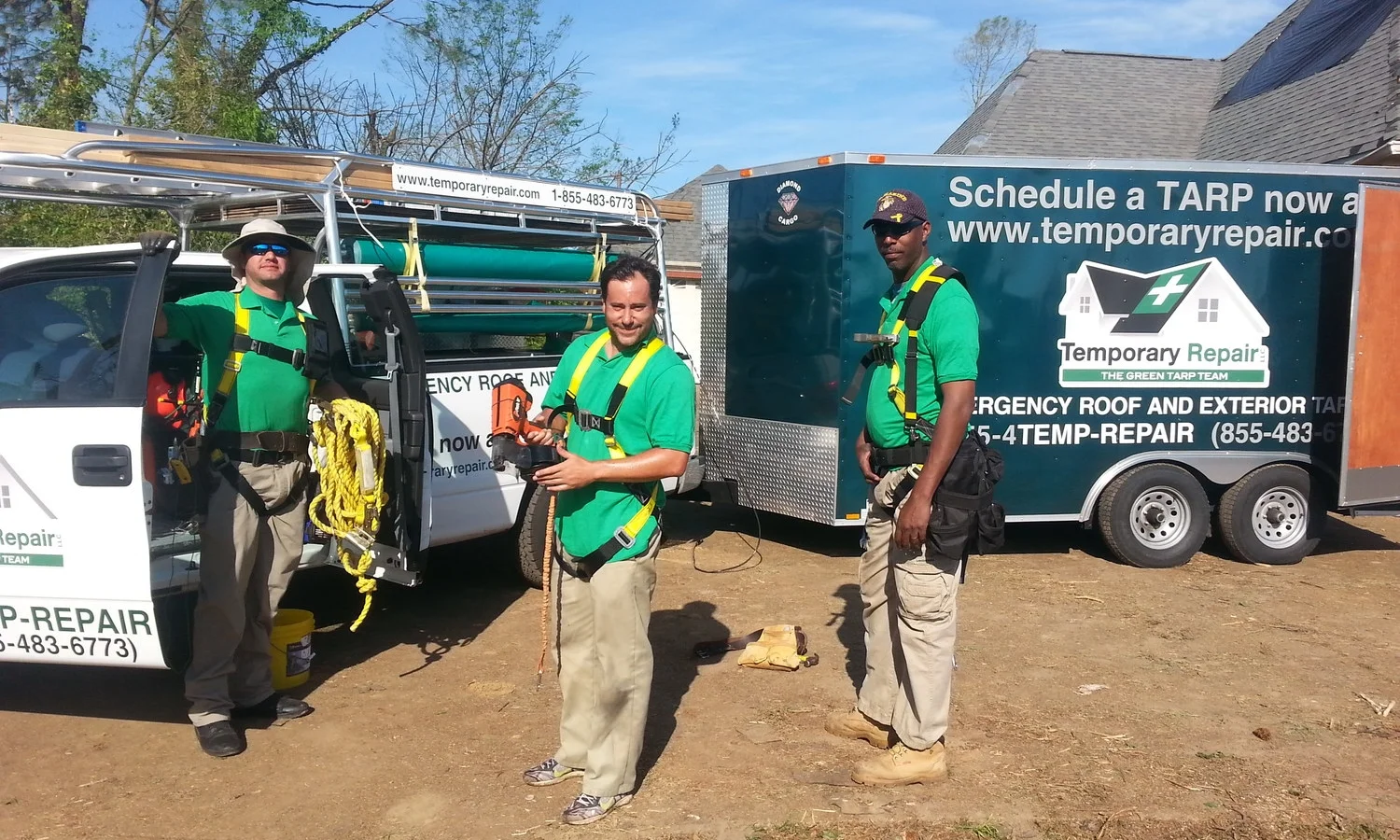 All crews use safety harnesses, on every project.