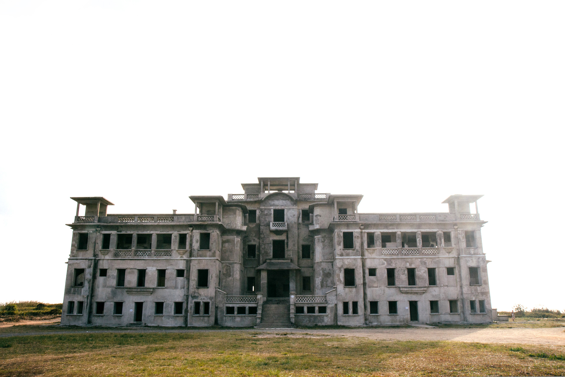 BokorHill_RenataYagolnitzer_02.jpg