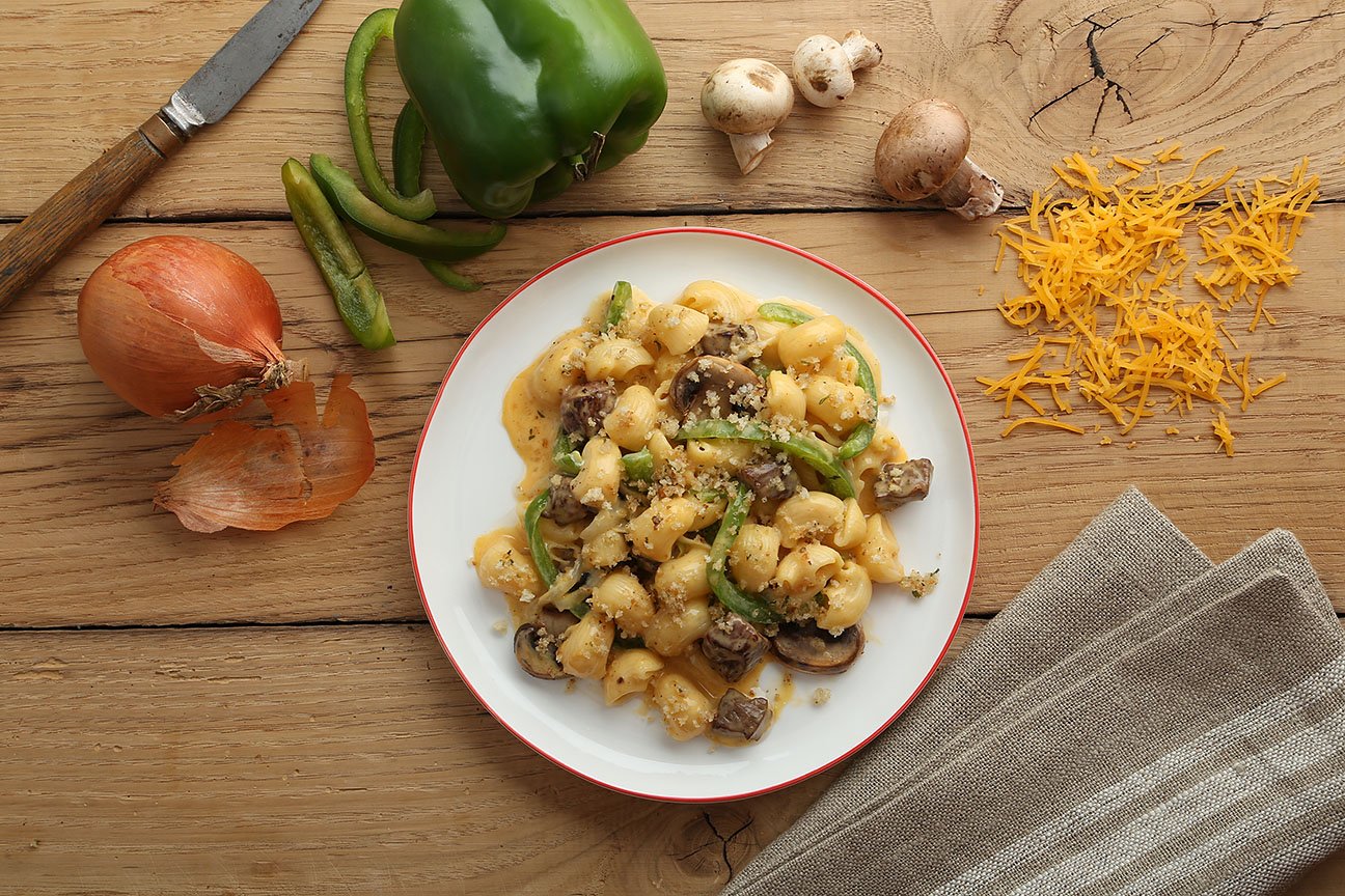 WEB_12x18_72dpi_Mac and Cheese Steak Pasta_3314.jpg
