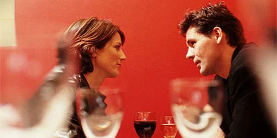 400_couple_dining.jpg