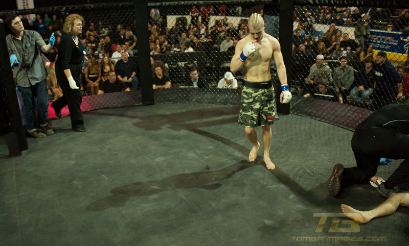 XFO MMA    Anthony Gasso vs Dylan Roads at The Sears Centre
