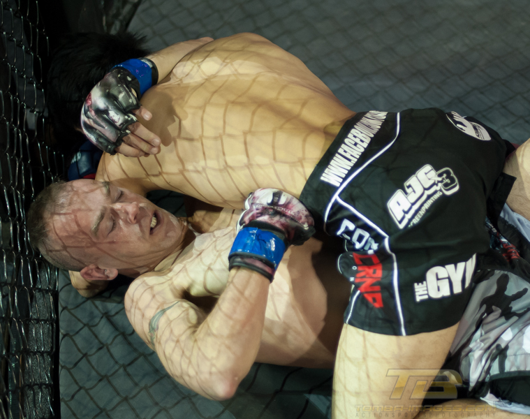 XFO MMA first fight of the night at the Sears Centre