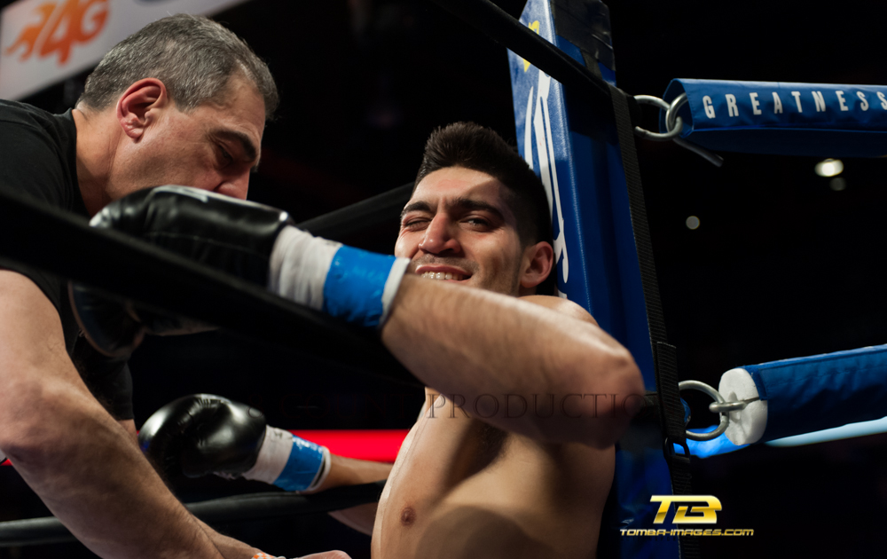 8-Count / Round Three presents the ESPN Fight Night Photo Gallery