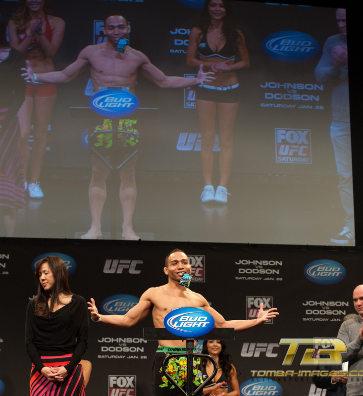 UFC Weigh-In's at the Chicago Theater  ..Part 1 of 2 parts