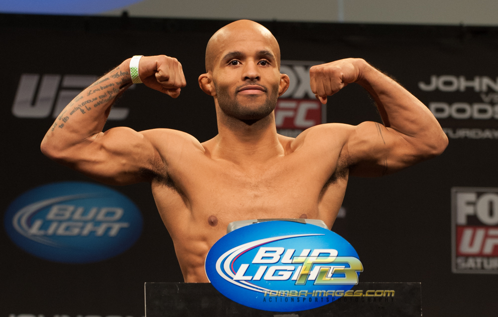 UFC Weigh-In's at the Chicago Theater  ..Part 1 of 2 parts