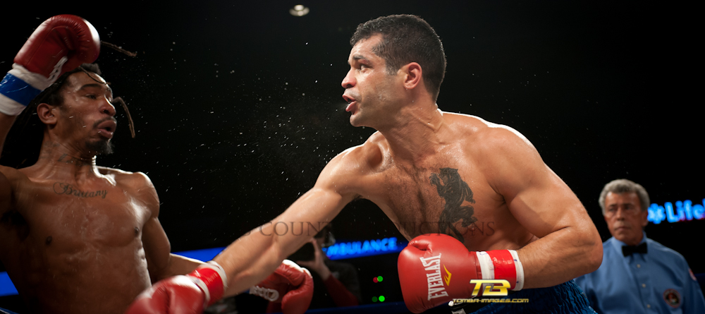 Round Three Productions Present World Championship Boxing at UIC