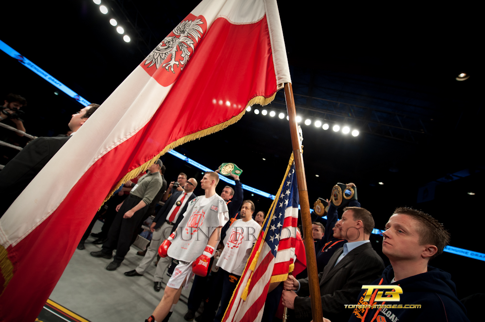 Round Three Productions Present World Championship Boxing at UIC
