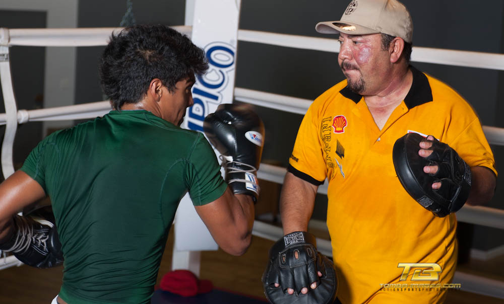 Boxing Legends of the Ring at The New 8-Count Gym