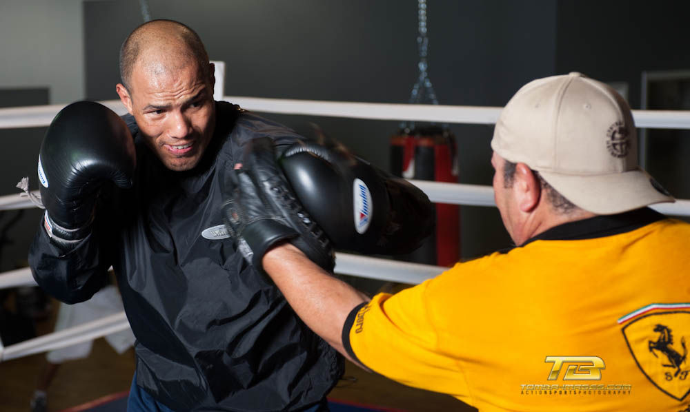 Boxing Legends of the Ring at The New 8-Count Gym