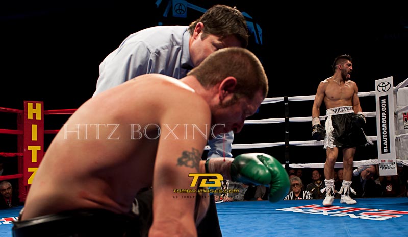 Mike Jimenez vs Bruce Rumbolz at Hitz Boxing