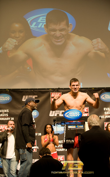 UFC Weight-In's at the Chicago Theater 