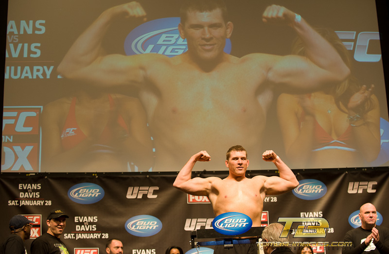 UFC Weight-In's at the Chicago Theater 