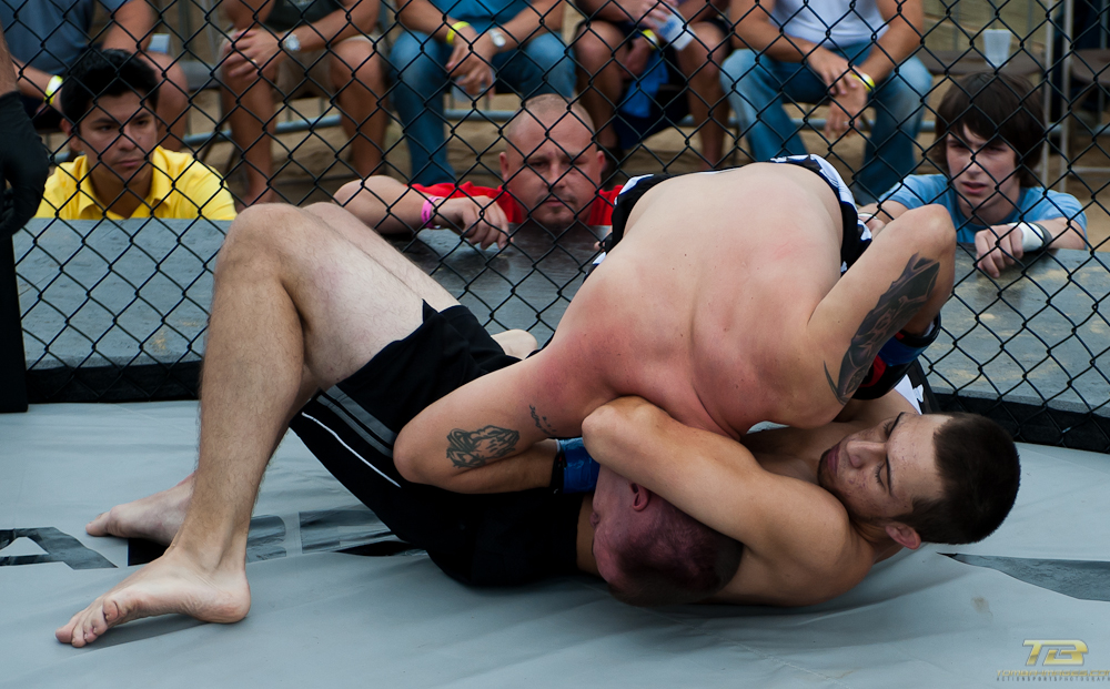 XFO 41 Outdoor Wars 7 Amatuer matches on "Fight night'