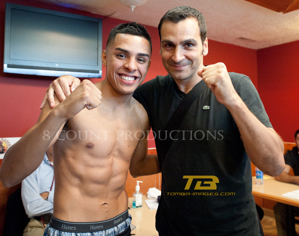 UIC Pavillion "weigh in" 