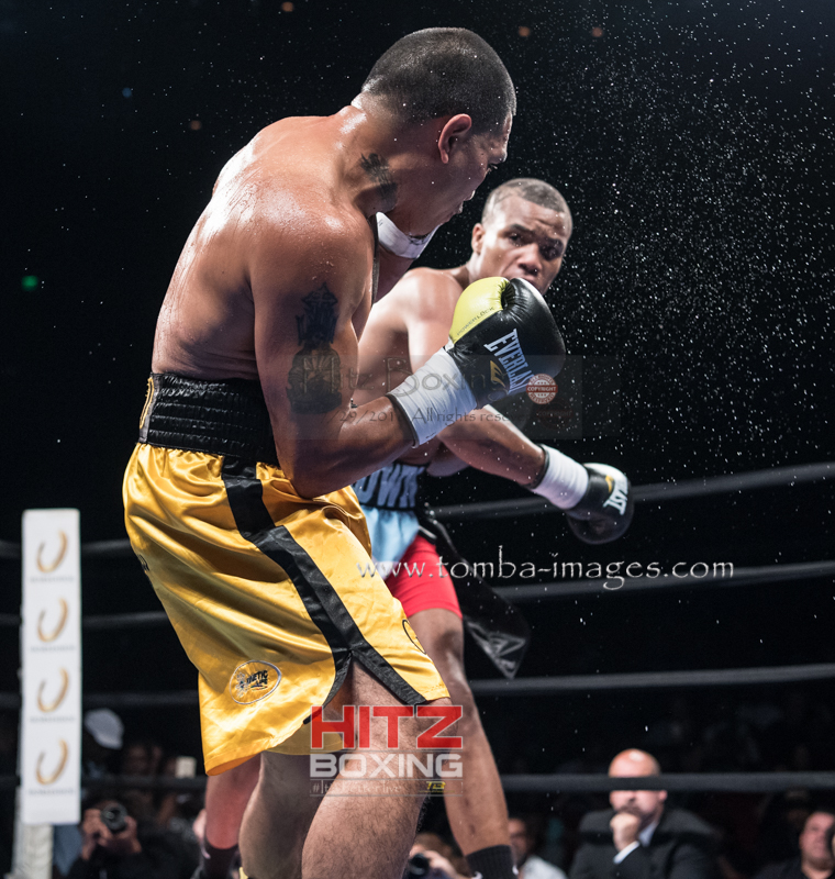 Ed Brown vs Venegas-5.jpg