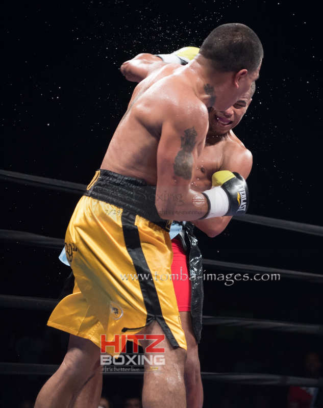 Ed Brown vs Venegas-10.jpg